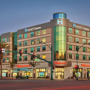 Отель Hyatt House At Resort/convention Center, Анахайм